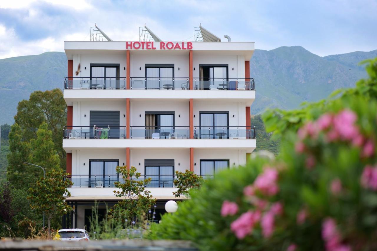 Hotel Roalb Radhimë Exterior foto